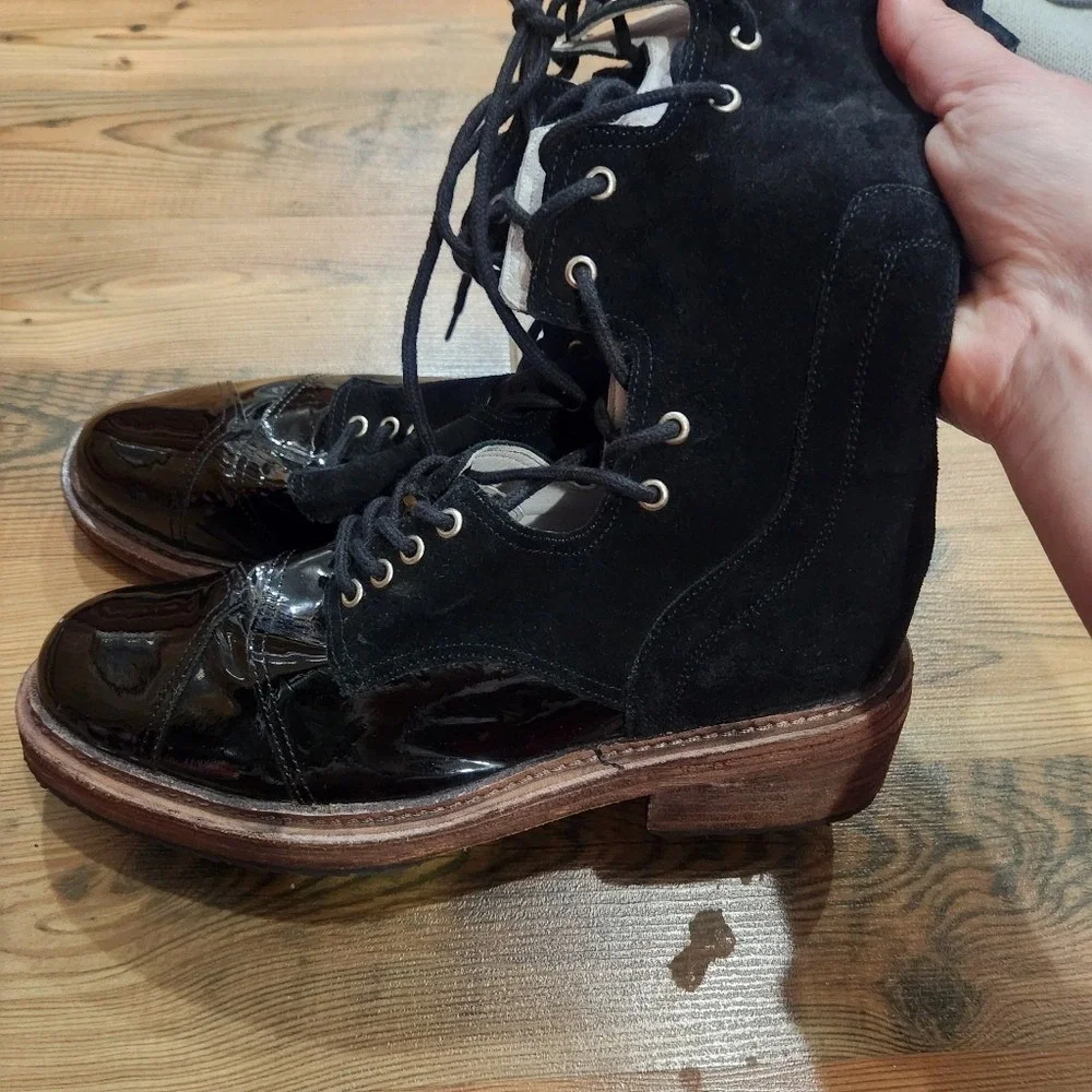 Free People Cut Away Lace Up Boots Suede Shiny Leather Boho Edgy Dark Goth 39.5
